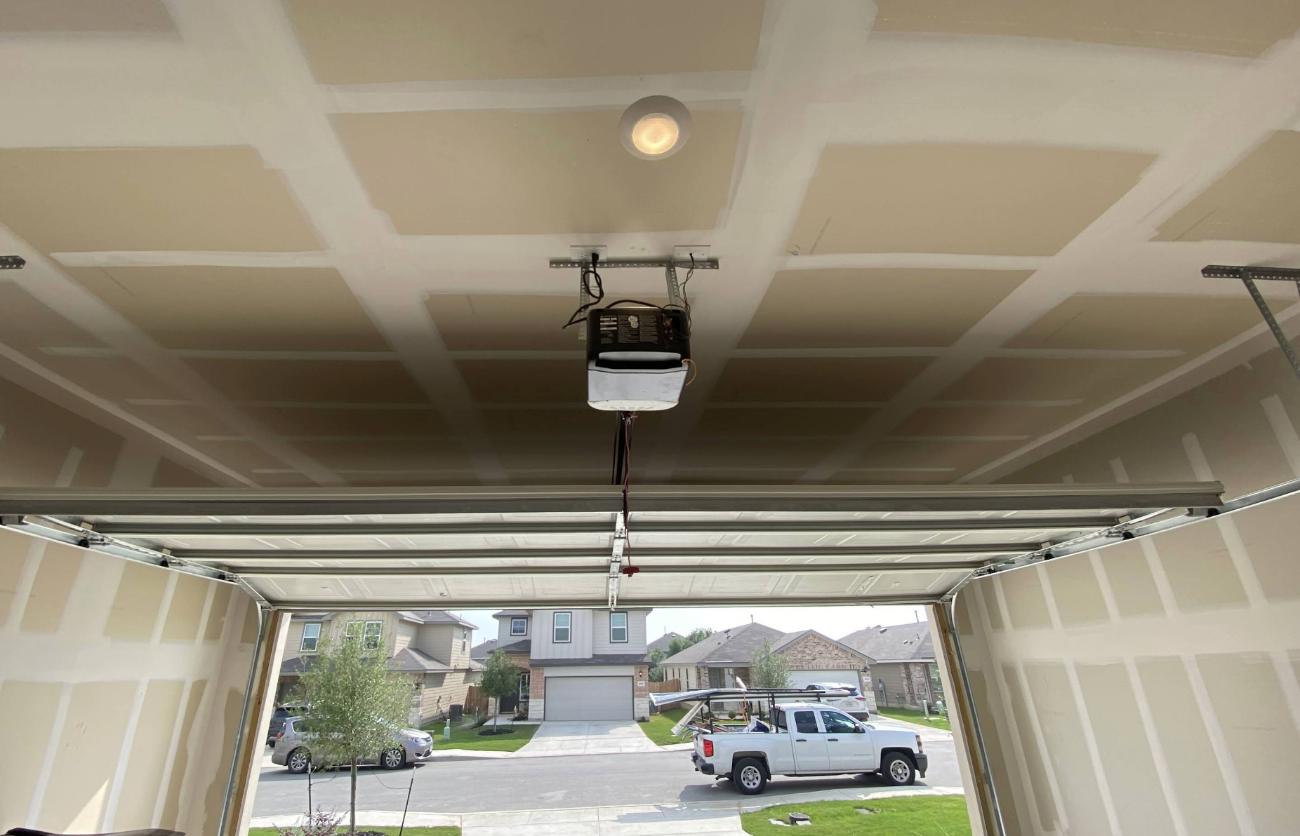 Garage door repair service